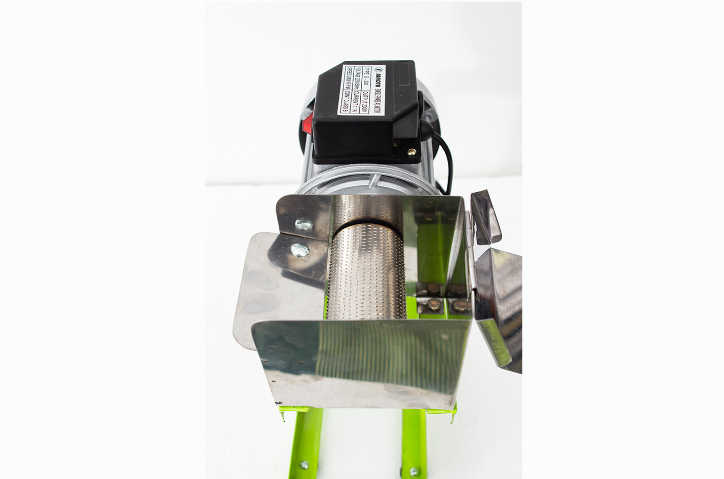 PARUTAN KELAPA KAKI SIKU