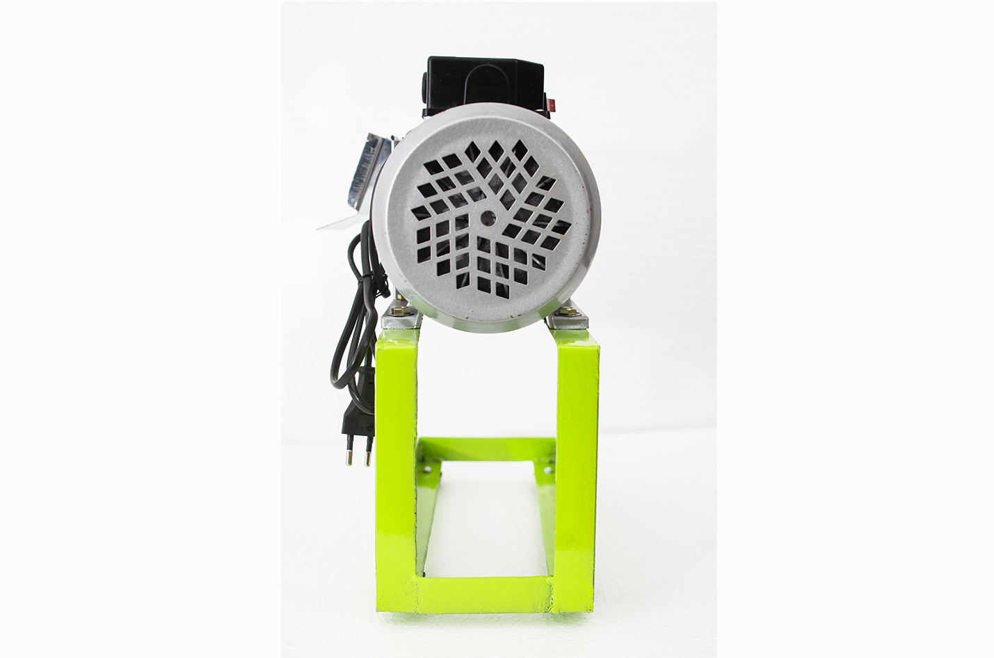 PARUTAN KELAPA KAKI SIKU